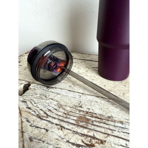 Stanley FlowState Quencher H2.0 Tumbler Plum Dark Purple 30 oz - Picture 4 of 5